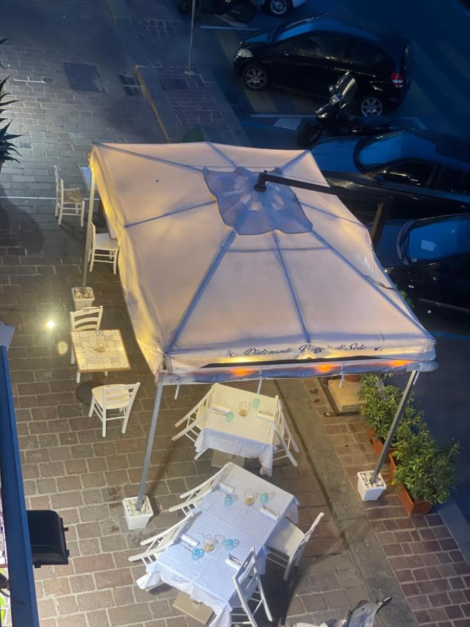 Bed and Breakfast 2 passi a Napoli Esterno foto
